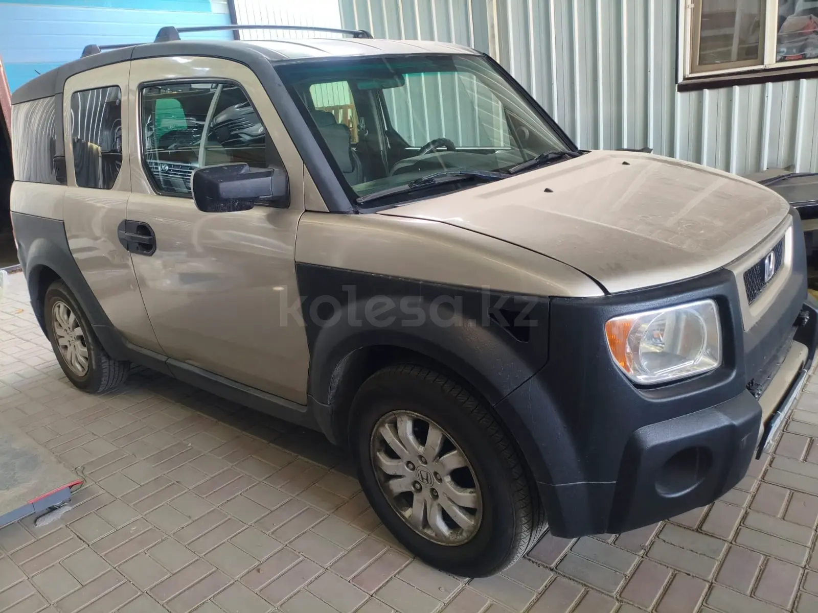 Honda Element, 2003