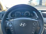 Hyundai Genesis 2010 года за 9 155 555 тг. в Актау – фото 3