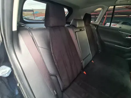 Toyota RAV4 2021 года за 19 400 000 тг. в Актобе – фото 40