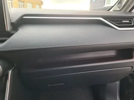 Toyota RAV4 2021 года за 19 400 000 тг. в Актобе – фото 51