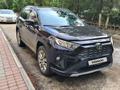Toyota RAV4 2021 годаүшін19 400 000 тг. в Актобе – фото 81