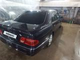 Mercedes-Benz E 230 1996 года за 2 100 000 тг. в Астана – фото 4