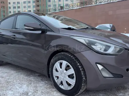 Hyundai Elantra 2015 года за 6 800 000 тг. в Астана – фото 3