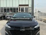 Chevrolet Malibu 2022 года за 12 590 000 тг. в Шымкент – фото 2