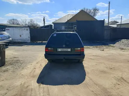 Volkswagen Passat 1992 года за 1 300 000 тг. в Семей – фото 3