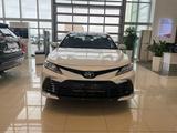 Toyota Camry 2023 года за 20 500 000 тг. в Актау – фото 3