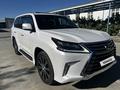 Lexus LX 570 2018 годаfor40 000 000 тг. в Атырау