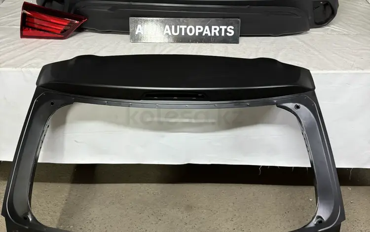 Крышка багажника на Mitsubishi Outlander за 70 000 тг. в Алматы