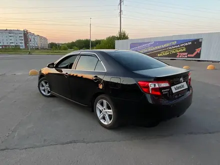 Toyota Camry 2014 года за 7 800 000 тг. в Петропавловск – фото 3