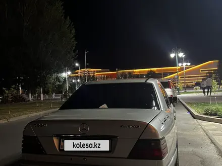 Mercedes-Benz E 220 1993 года за 2 400 000 тг. в Алматы – фото 9