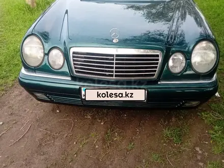 Mercedes-Benz E 280 1996 года за 3 300 000 тг. в Мерке – фото 4