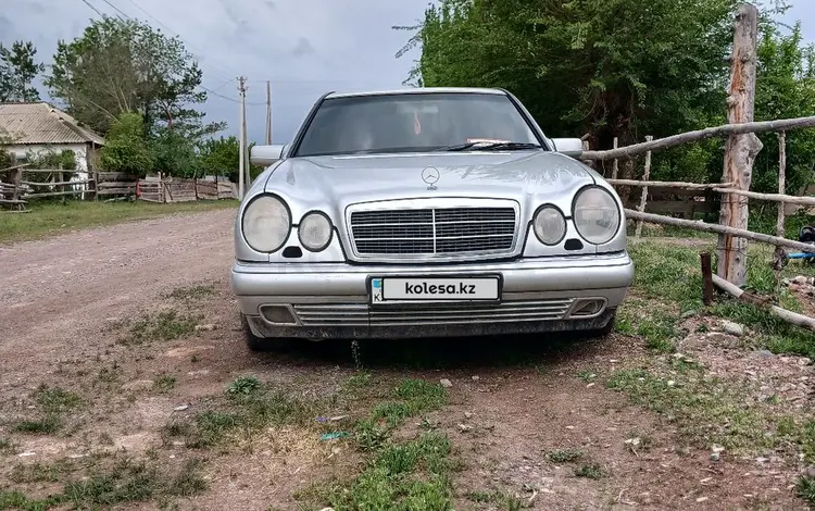 Mercedes-Benz E 320 1996 года за 2 100 000 тг. в Алматы