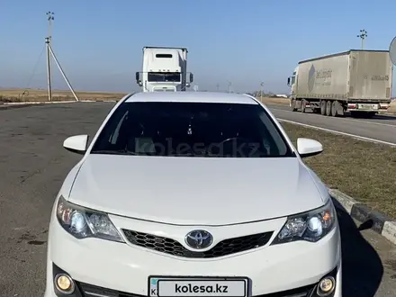 Toyota Camry 2014 года за 7 300 000 тг. в Астана