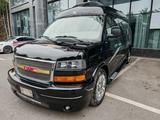 GMC Savana 2012 года за 35 000 000 тг. в Астана – фото 2