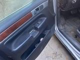 Volkswagen Touareg 2004 года за 1 000 000 тг. в Алматы – фото 5