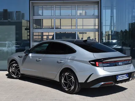 Hyundai Sonata 2023 года за 14 790 000 тг. в Астана – фото 3