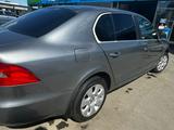 Skoda Superb 2011 года за 5 000 000 тг. в Астана – фото 2
