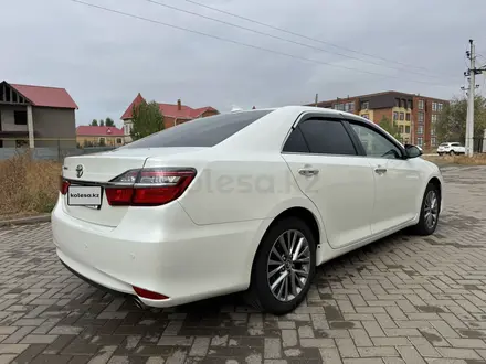 Toyota Camry 2017 года за 11 700 000 тг. в Уральск – фото 6