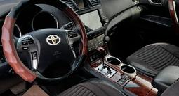 Toyota Highlander 2012 года за 12 399 000 тг. в Алматы – фото 4