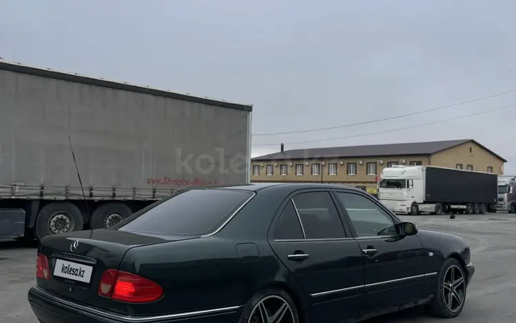 Mercedes-Benz E 280 1997 года за 3 500 000 тг. в Актобе