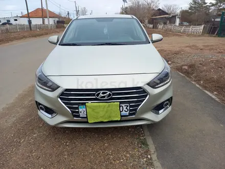 Hyundai Accent 2020 года за 7 600 000 тг. в Астана – фото 2