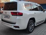 Toyota Land Cruiser 2021 года за 54 900 000 тг. в Актобе – фото 4