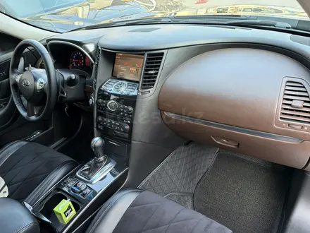 Infiniti FX35 2008 года за 7 500 000 тг. в Алматы – фото 18