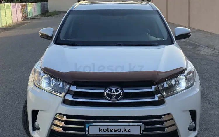 Toyota Highlander 2017 года за 17 800 000 тг. в Шымкент