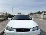 Toyota Camry Gracia 2001 года за 3 000 000 тг. в Алматы – фото 2