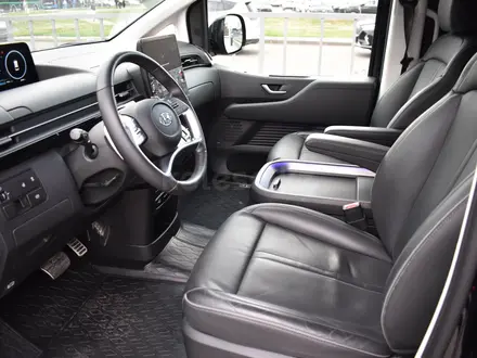 Hyundai Staria 2023 года за 22 990 000 тг. в Астана – фото 9