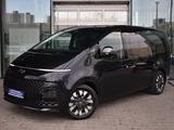 Hyundai Staria 2023 года за 22 990 000 тг. в Астана