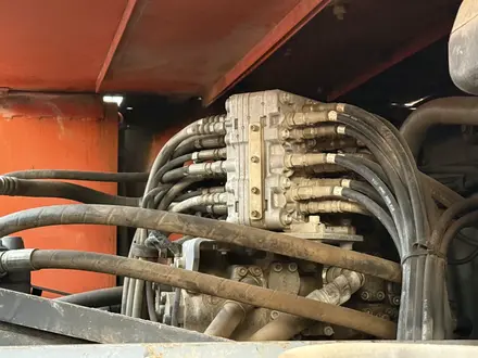 Hitachi  ZX330 2014 года за 27 000 000 тг. в Алматы – фото 43
