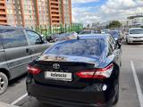 Toyota Camry 2020 года за 13 900 000 тг. в Астана – фото 4