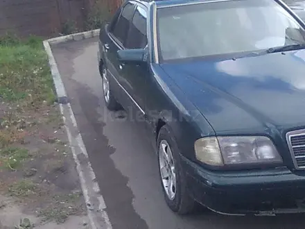 Mercedes-Benz C 180 1995 года за 1 450 000 тг. в Петропавловск – фото 10