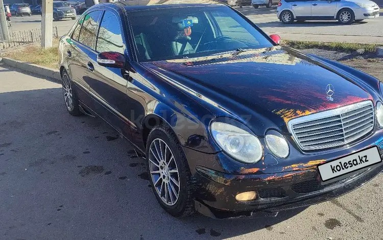 Mercedes-Benz E 320 2003 годаfor5 700 000 тг. в Астана