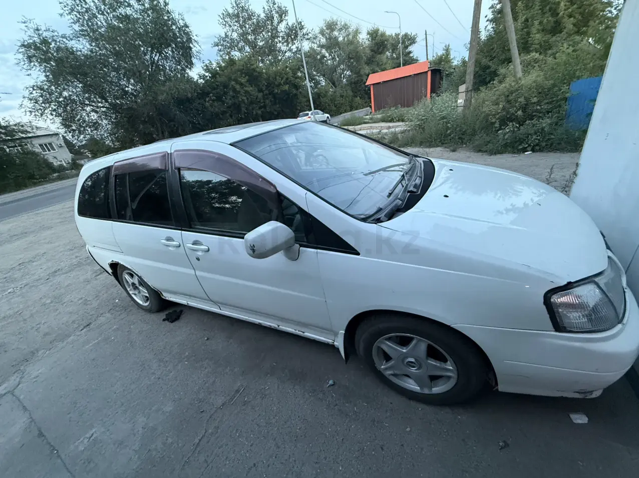 Nissan Liberty, 1999