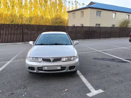 Mitsubishi Carisma 1999 года за 1 150 000 тг. в Караганда – фото 2