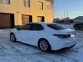 Toyota Camry 2022 годаүшін9 400 000 тг. в Атырау – фото 2