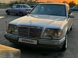 Mercedes-Benz E 320 1994 года за 4 200 000 тг. в Алматы