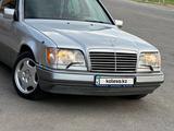 Mercedes-Benz E 320 1994 года за 4 200 000 тг. в Алматы – фото 2