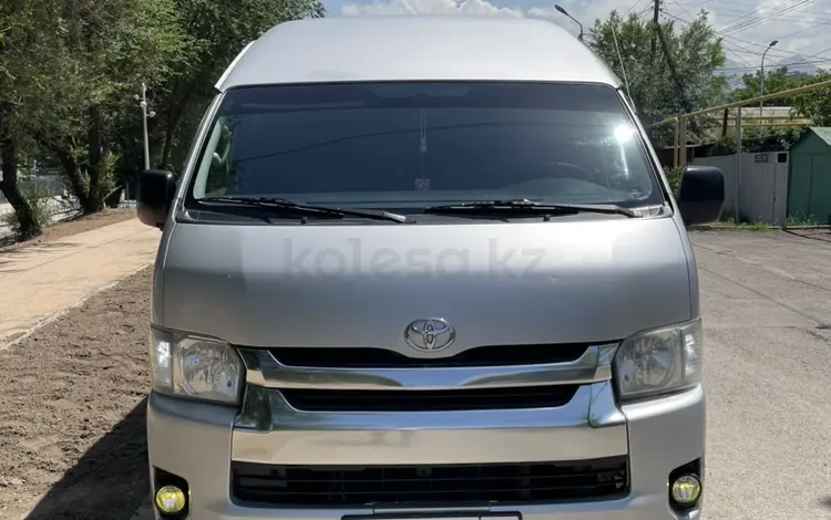 Toyota Hiace 2012 года за 10 900 000 тг. в Алматы