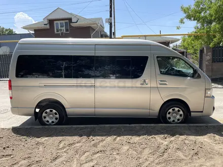 Toyota Hiace 2012 года за 10 900 000 тг. в Алматы – фото 2