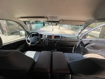 Toyota Hiace 2012 года за 10 900 000 тг. в Алматы – фото 11