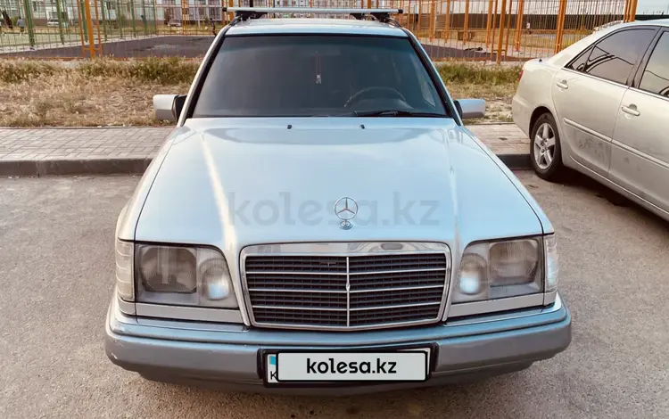 Mercedes-Benz E 220 1993 года за 2 200 000 тг. в Туркестан