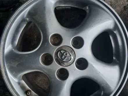 Диски в хорошем состояние оригинал Toyota за 85 000 тг. в Алматы – фото 4
