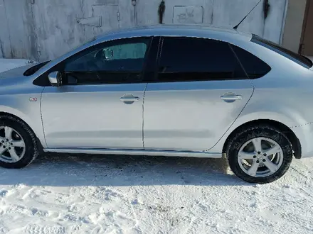 Volkswagen Polo 2011 года за 4 500 000 тг. в Темиртау – фото 2