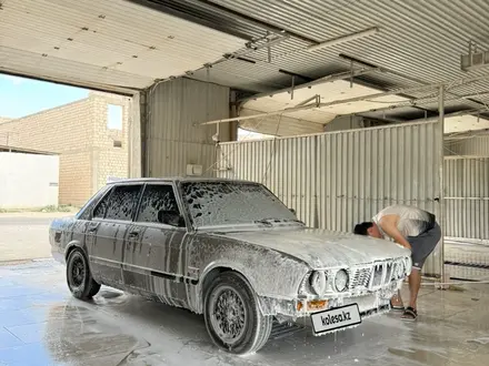 BMW 525 1987 года за 550 000 тг. в Жанаозен