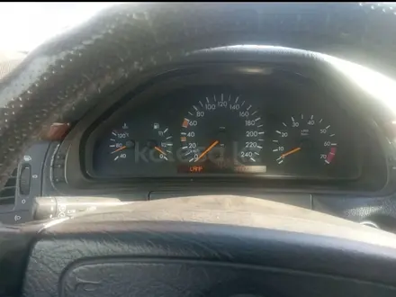 Mercedes-Benz E 280 1998 года за 1 200 000 тг. в Караганда – фото 14
