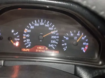 Mercedes-Benz E 280 1998 года за 1 200 000 тг. в Караганда – фото 4