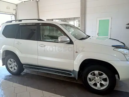 Toyota Land Cruiser Prado 2006 года за 13 300 000 тг. в Атырау – фото 5